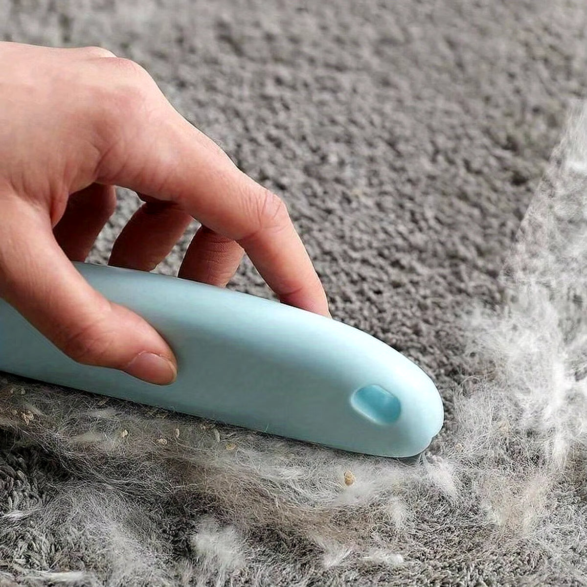 Professional Pet Hair Removal Brush for Cats and Dogs - Gentle Wool Shedding and Fur Cleaning for a Pristine Home