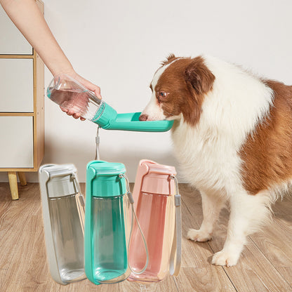 Portable Outdoor Pet Water Bottle - 550ml Capacity for Medium to Large Dogs